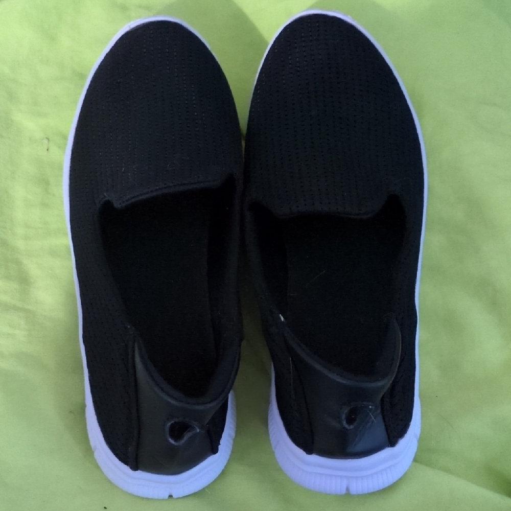 Women's Black Slip-On Shoes